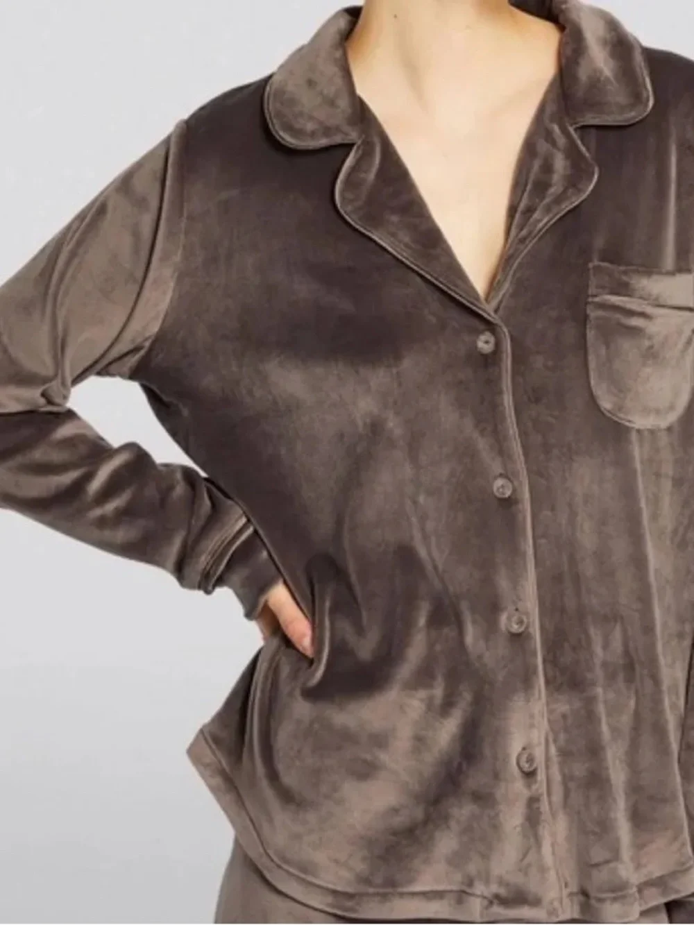 SKIMS velour Button-Front Pajama Top in amethyst